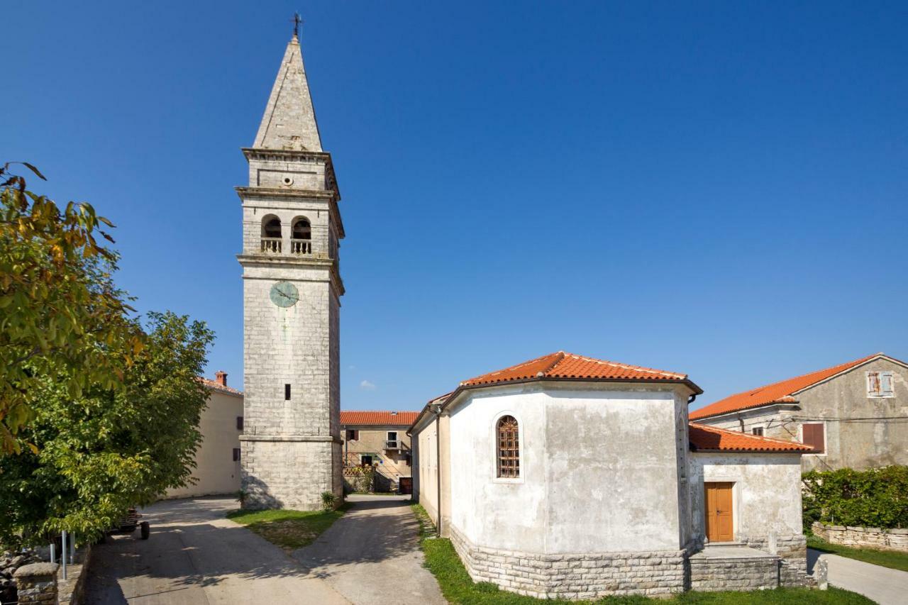 Rural Apartment Carolina Zrenj Esterno foto